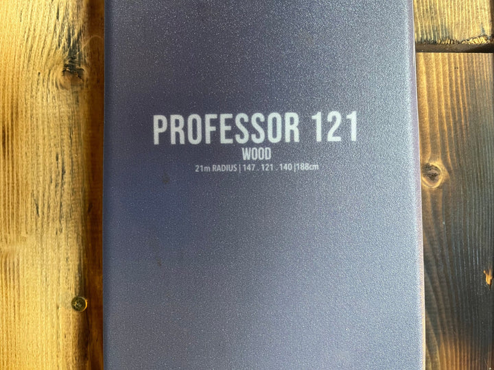 2025 Professor 121