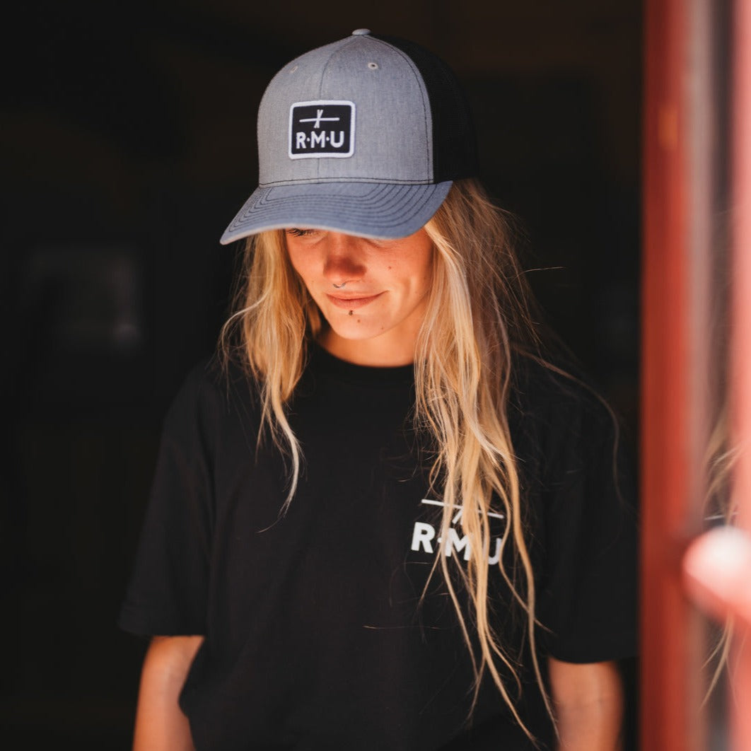 RMU Trucker Hat Grey/Black